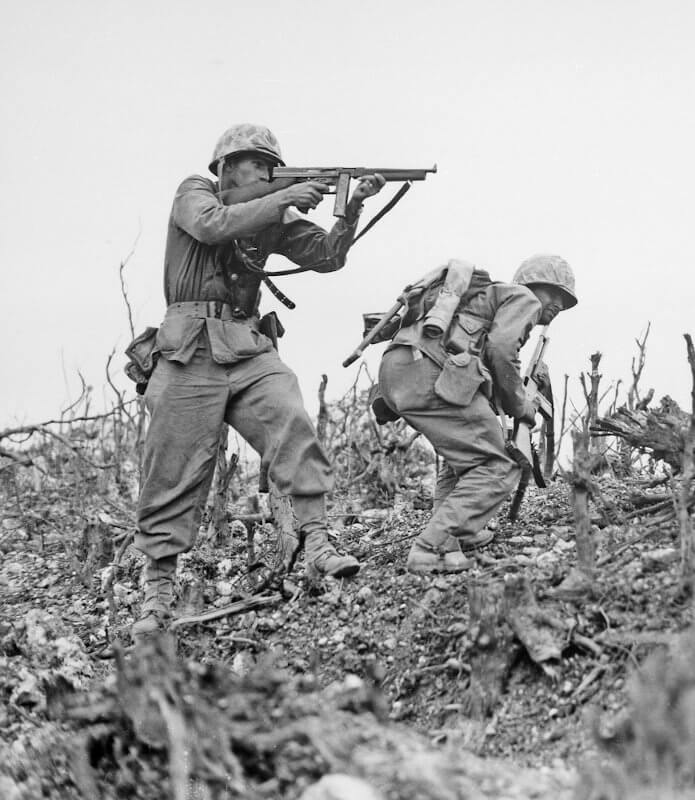2. Weltkrieg 2 Soldaten im 2. Weltkrieg mit Gewehren