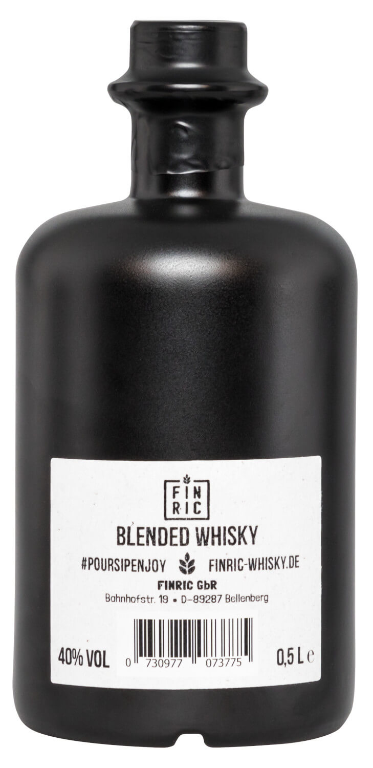 schwarze Flasche Finric schottischer Whisky blended
